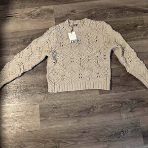 Beige Zara Knit Sweater Size Small